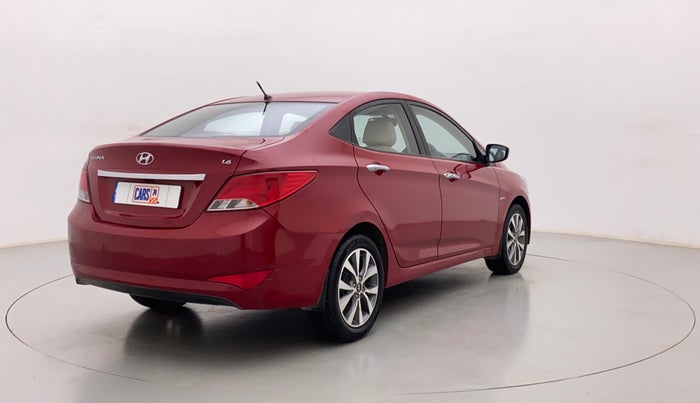 2015 Hyundai Verna FLUIDIC 4S1.6 VTVT S O AT, Petrol, Automatic, 81,562 km, Right Back Diagonal