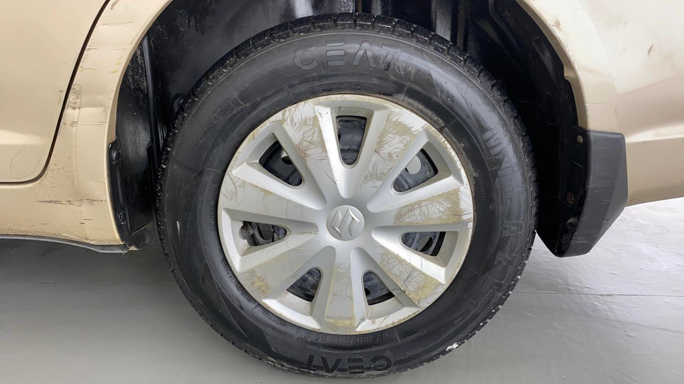 2010 Maruti Swift Dzire VXI, Petrol, Manual, 29,975 km, Left Rear Wheel