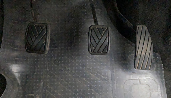 2015 Maruti Wagon R 1.0 LXI CNG, CNG, Manual, 36,501 km, Pedals