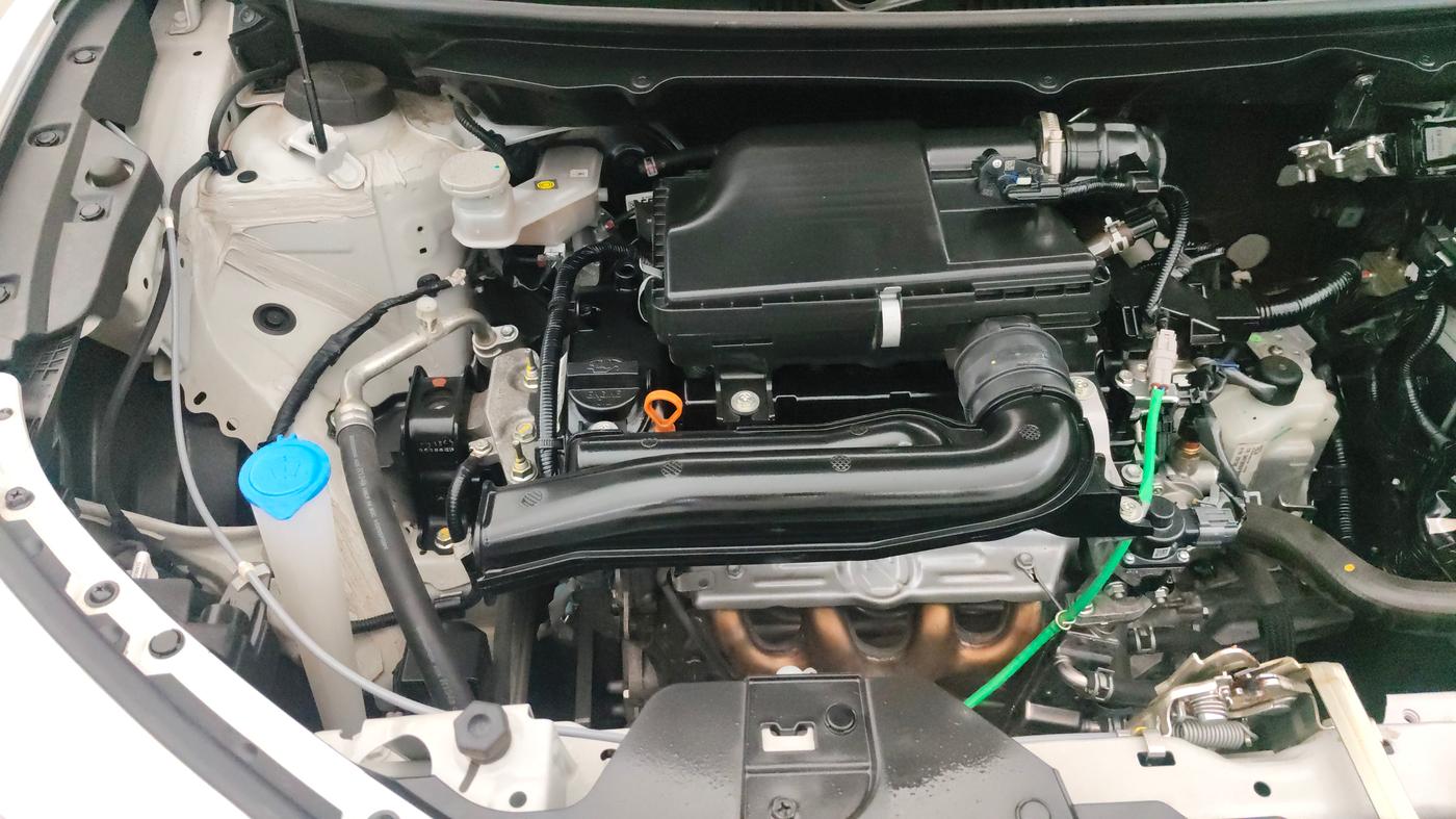 2025 Maruti FRONX DELTA PLUS 1.2L AGS, Petrol, Automatic, 5,783 km, Engine View - Right