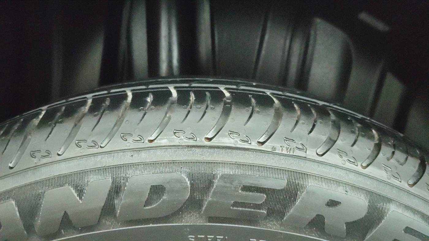 2025 Maruti FRONX DELTA PLUS 1.2L AGS, Petrol, Automatic, 5,783 km, Right Rear Tyre Tread