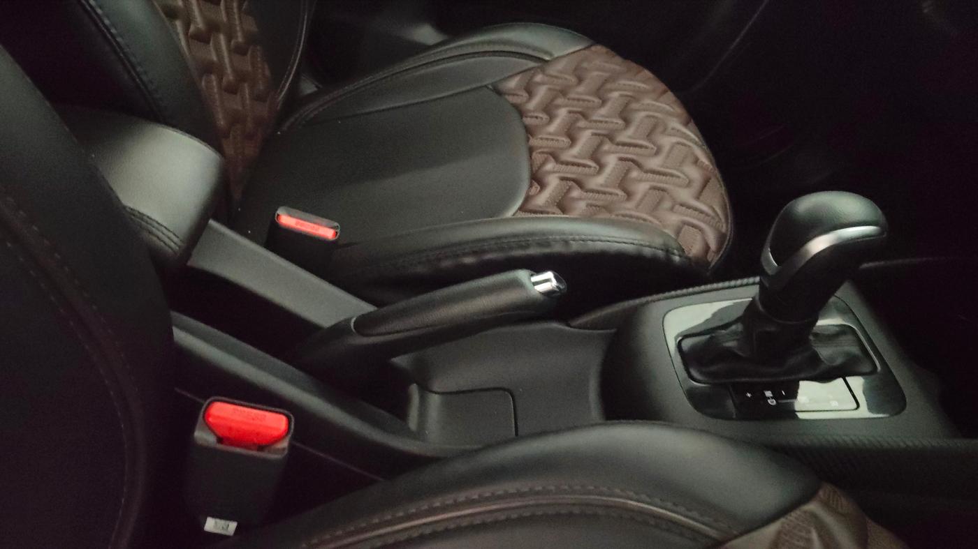 2025 Maruti FRONX DELTA PLUS 1.2L AGS, Petrol, Automatic, 5,783 km, Gear Lever