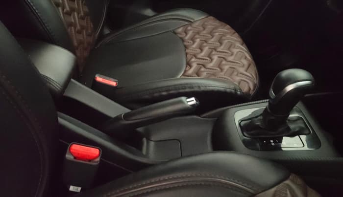 2025 Maruti FRONX DELTA PLUS 1.2L AGS, Petrol, Automatic, 5,783 km, Gear Lever