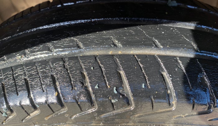 2024 Maruti Alto K10 VXI PLUS, Petrol, Manual, 42,955 km, Left Front Tyre Tread