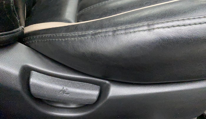 2019 Hyundai Grand i10 SPORTZ 1.2 KAPPA VTVT, CNG, Manual, 44,726 km, Driver Side Adjustment Panel