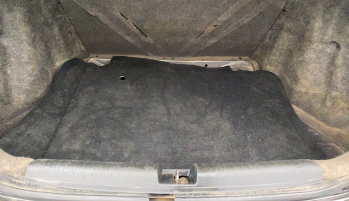 2015 Honda Amaze 1.2L I-VTEC SX, Petrol, Manual, 76,327 km, Boot Inside