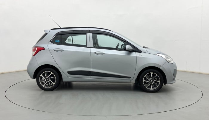 2019 Hyundai Grand i10 SPORTZ AT 1.2 KAPPA VTVT, Petrol, Automatic, 31,220 km, Right Side View