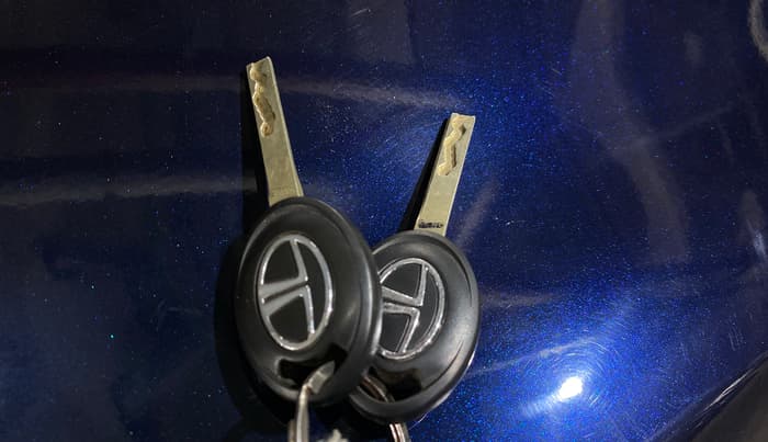 2024 Tata TIGOR XM PETROL, Petrol, Manual, 19,785 km, Key Close Up