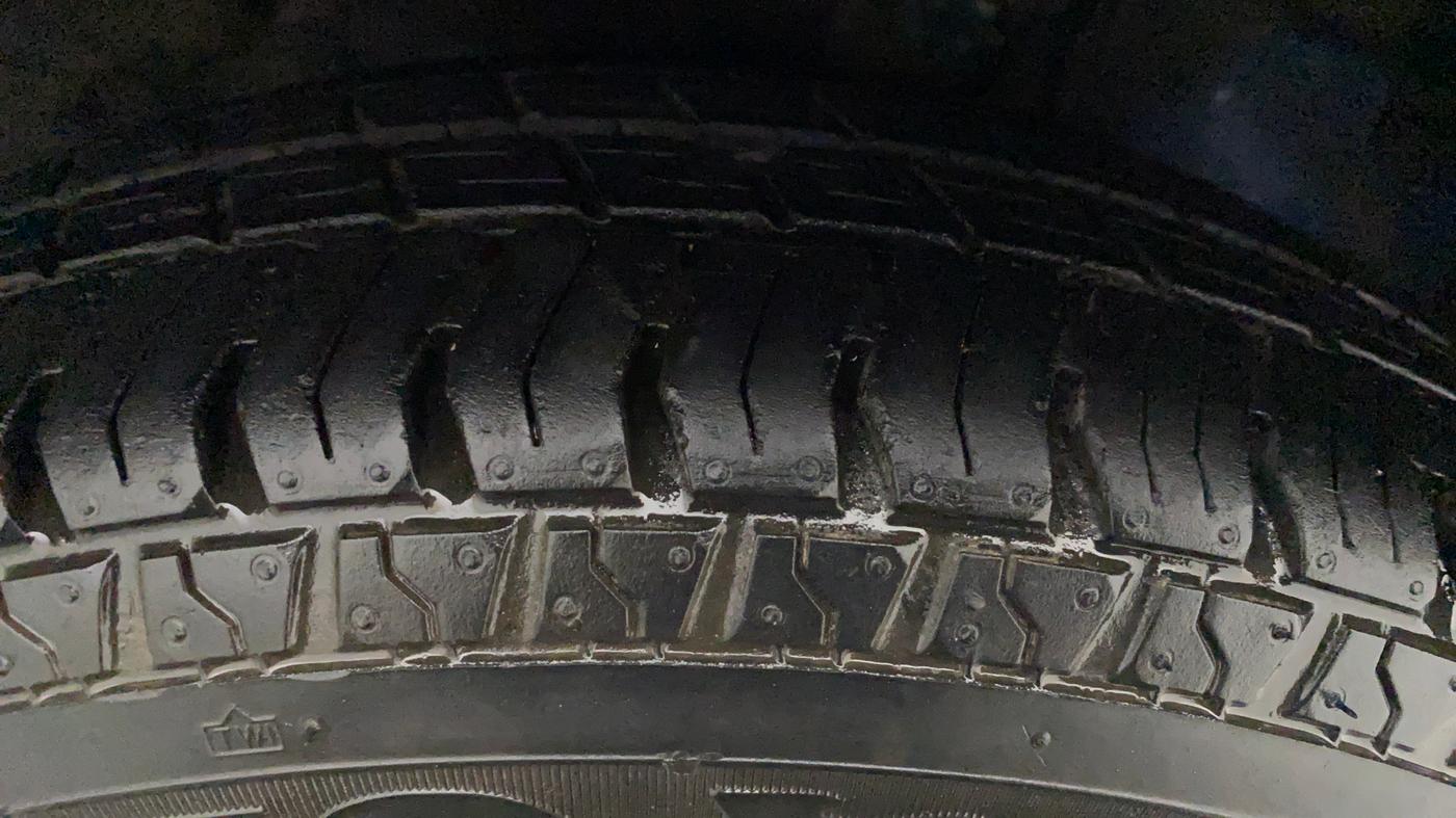 2016 Hyundai Eon ERA +, Petrol, Manual, 62,445 km, Right Rear Tyre Tread