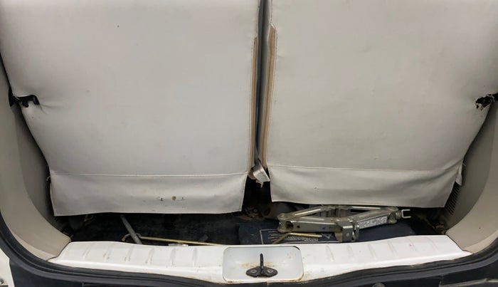 2021 Renault TRIBER RXT, Petrol, Manual, 42,127 km, Boot Inside