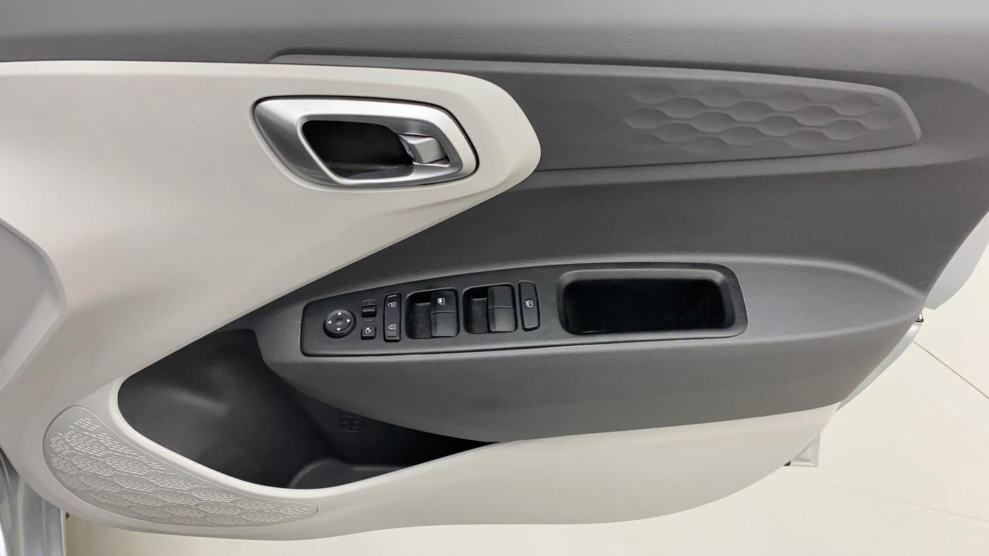 2020 Hyundai GRAND I10 NIOS SPORTZ AMT 1.2 KAPPA VTVT, Petrol, Automatic, 22,493 km, Driver Side Door Panels Control