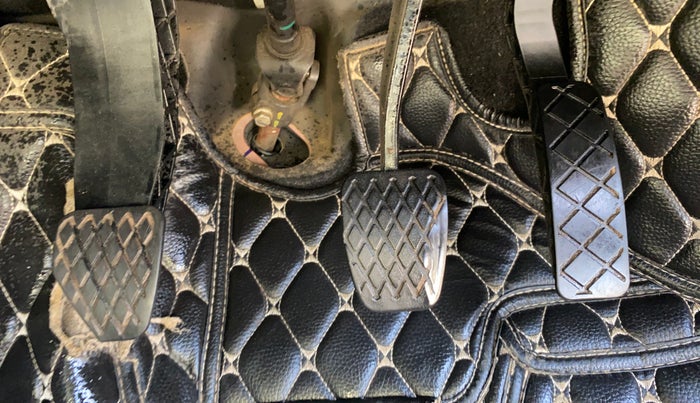 2022 MG ASTOR SHARP EX 1.5 MT, Petrol, Manual, 24,790 km, Pedals