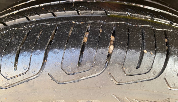 2022 MG ASTOR SHARP EX 1.5 MT, Petrol, Manual, 24,790 km, Right Rear Tyre Tread