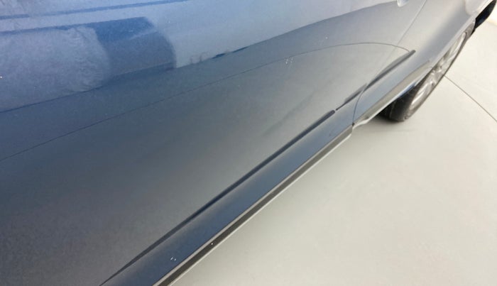 2018 Maruti Baleno ALPHA CVT PETROL 1.2, Petrol, Automatic, 73,224 km, Front passenger door - Slightly dented