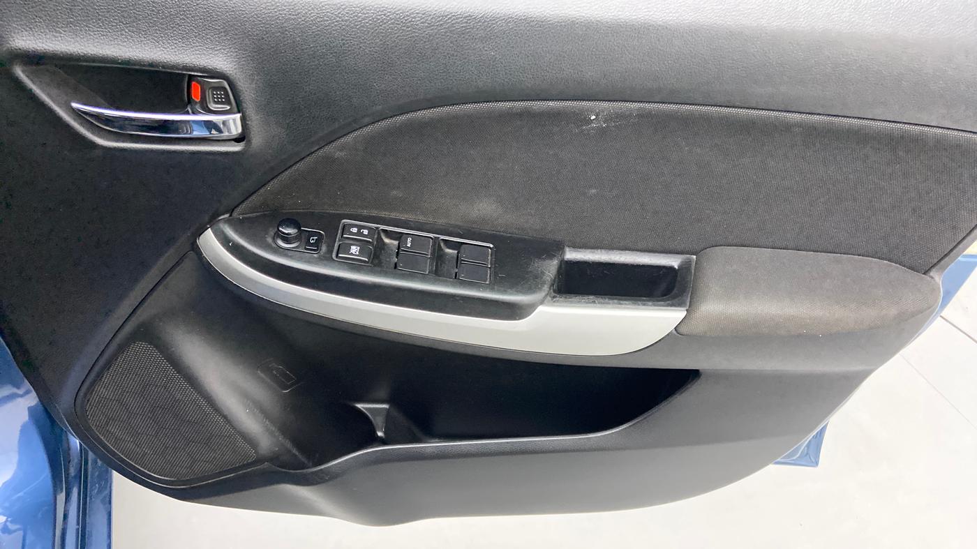 2018 Maruti Baleno ALPHA CVT PETROL 1.2, Petrol, Automatic, 73,224 km, Driver Side Door Panels Control