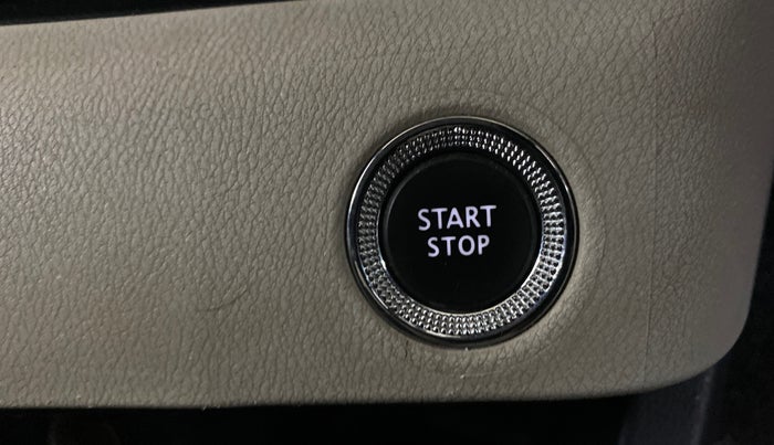 2023 Nissan MAGNITE XV MT, Petrol, Manual, 21,132 km, Keyless Start/ Stop Button