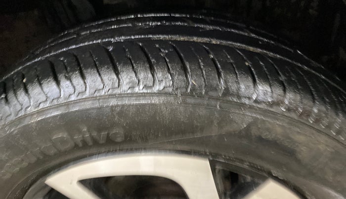 2023 Nissan MAGNITE XV MT, Petrol, Manual, 21,132 km, Right Front Tyre Tread