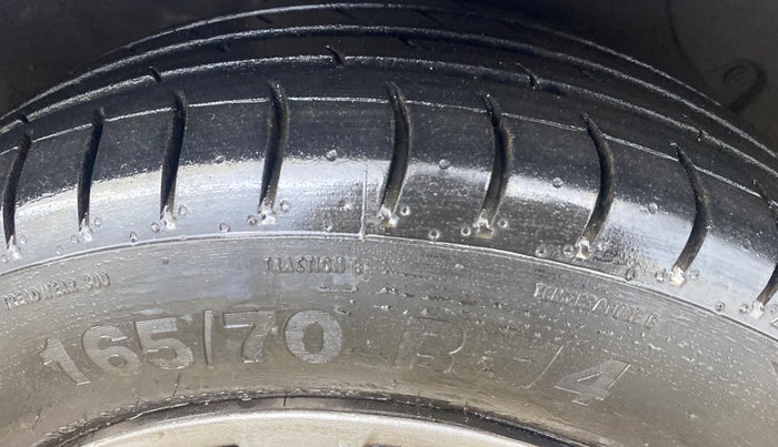 2016 Hyundai Grand i10 SPORTZ 1.2 KAPPA VTVT, Petrol, Manual, 52,136 km, Right Front Tyre Tread