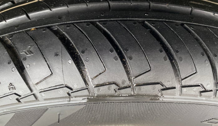 2016 Honda Jazz 1.2L I-VTEC V AT, Petrol, Automatic, 82,456 km, Left Rear Tyre Tread