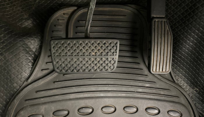 2016 Honda Jazz 1.2L I-VTEC V AT, Petrol, Automatic, 82,456 km, Pedals