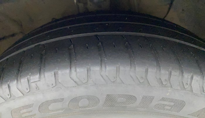 2019 Hyundai Verna 1.6 CRDI SX, Diesel, Manual, 86,659 km, Right Front Tyre Tread