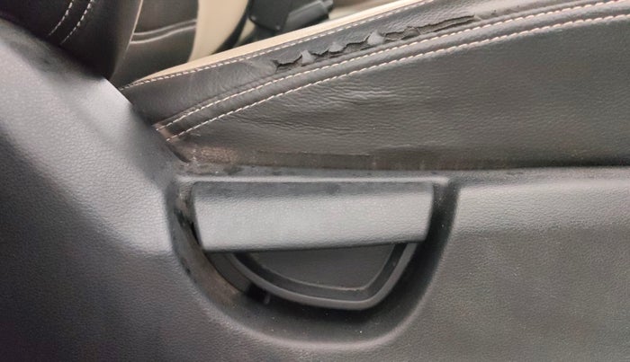 2020 Hyundai NEW SANTRO SPORTZ AMT, Petrol, Automatic, 20,410 km, Driver Side Adjustment Panel