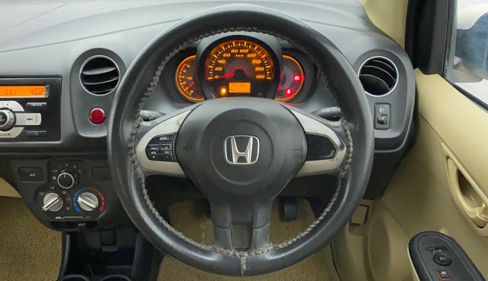 2014 Honda Amaze 1.5L I-DTEC S, Diesel, Manual, 1,25,154 km, Steering Wheel Close Up