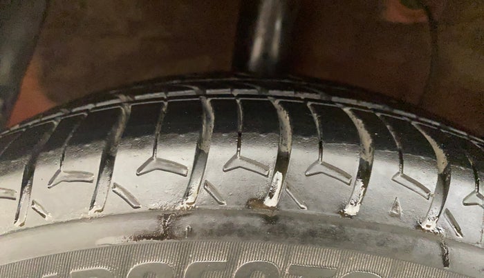 2019 Hyundai Grand i10 SPORTZ AT 1.2 KAPPA VTVT, Petrol, Automatic, 20,233 km, Right Rear Tyre Tread