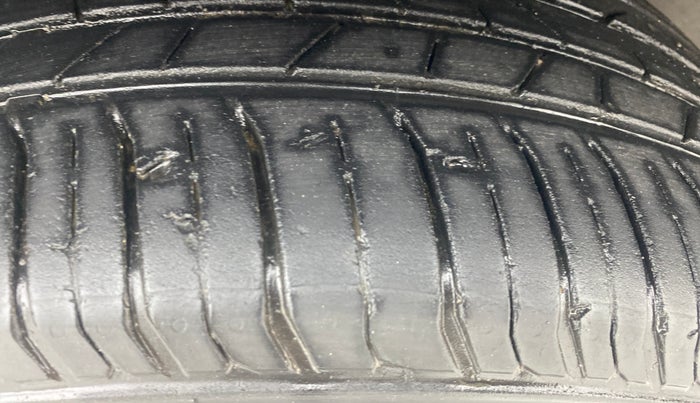 2023 Volkswagen VIRTUS TOPLINE TSI 1.0 AT, Petrol, Automatic, 79,620 km, Right Rear Tyre Tread