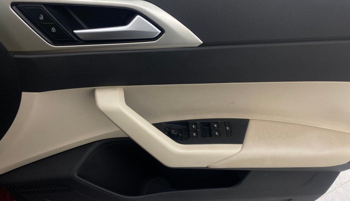 2023 Volkswagen VIRTUS TOPLINE TSI 1.0 AT, Petrol, Automatic, 79,620 km, Driver Side Door Panels Control