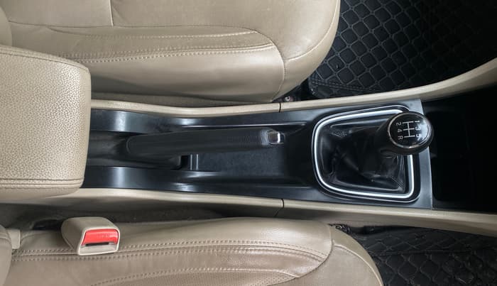 2017 Maruti Ciaz ALPHA 1.4 PETROL, Petrol, Manual, 44,882 km, Gear Lever