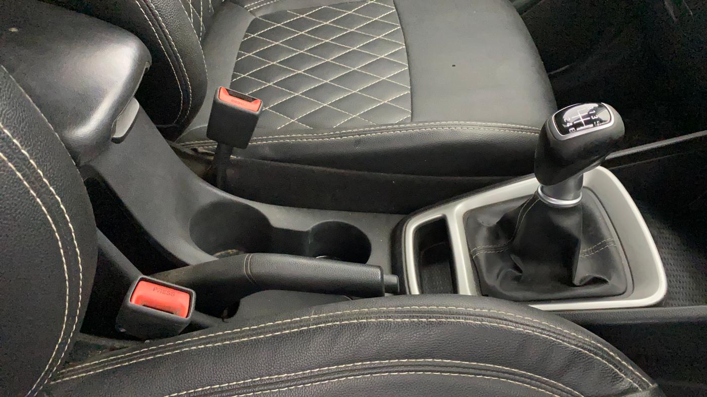 2020 Hyundai VENUE SX 1.0 TURBO, Petrol, Manual, 400 km, Gear Lever
