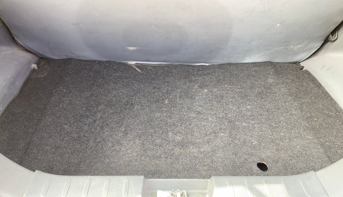 2016 Maruti Alto 800 LXI, Petrol, Manual, 28,851 km, Boot Inside