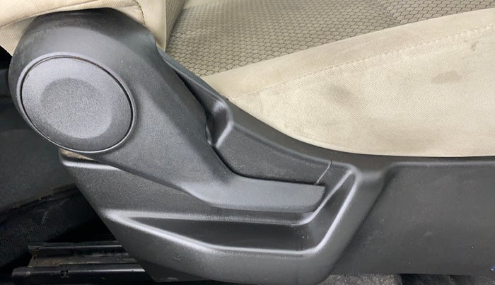 2021 Maruti New Wagon-R LXI 1.0 L, Petrol, Manual, 9,523 km, Driver Side Adjustment Panel