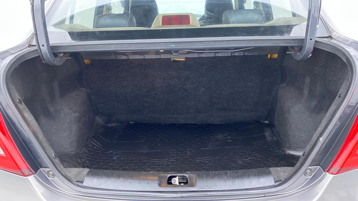 2012 Maruti Swift Dzire VXI 1.2 BS IV, Petrol, Manual, 59,178 km, Boot Inside View