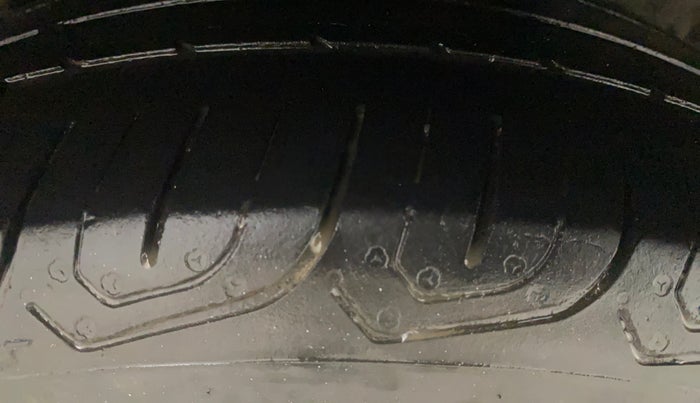 2015 Honda City 1.5L I-VTEC V MT, Petrol, Manual, 99,481 km, Left Rear Tyre Tread