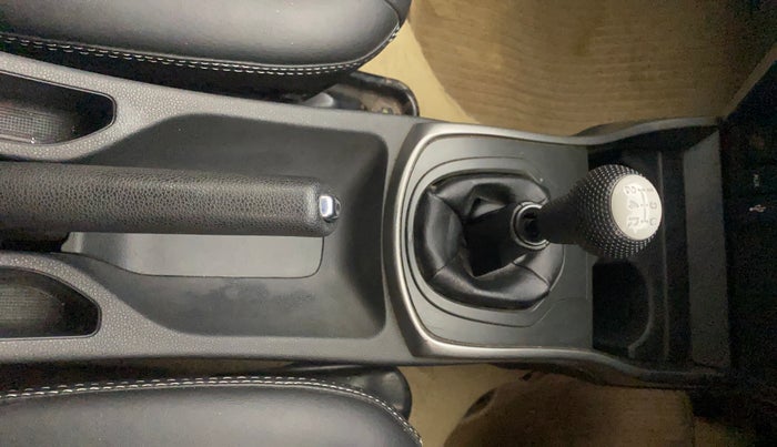 2015 Honda City 1.5L I-VTEC V MT, Petrol, Manual, 99,481 km, Gear Lever