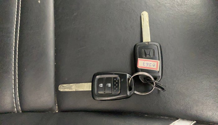2015 Honda City 1.5L I-VTEC V MT, Petrol, Manual, 99,481 km, Key Close Up