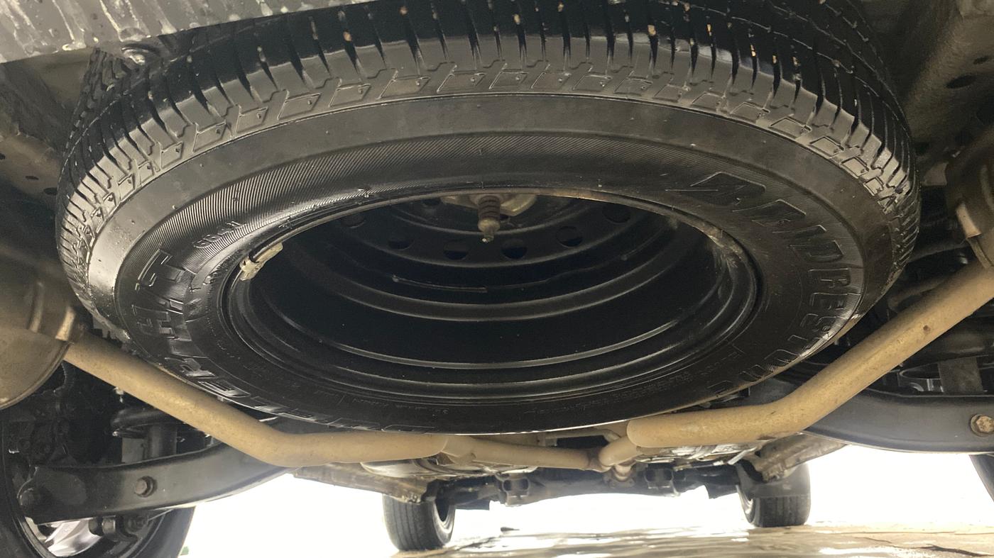 2019 Mahindra XUV500 W7, Diesel, Manual, 1,40,404 km, Spare Tyre