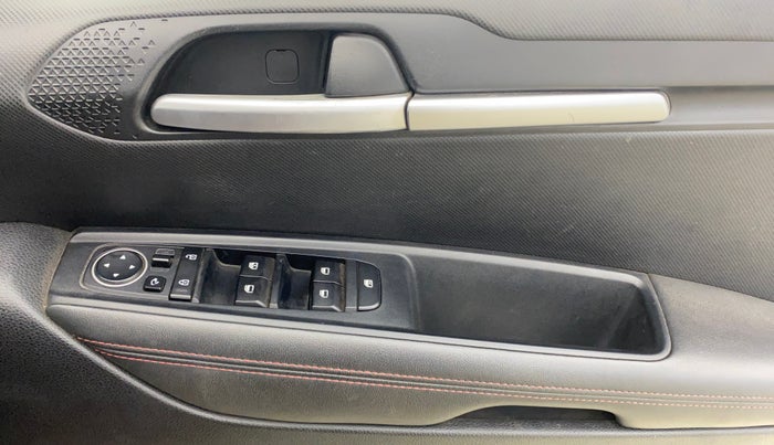 2020 KIA SONET GTX PLUS 1.5 AT, Diesel, Automatic, 69,028 km, Driver Side Door Panels Control