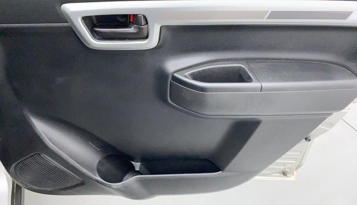 2020 Maruti S PRESSO VXI, Petrol, Manual, 32,622 km, Driver Side Door Panels Control