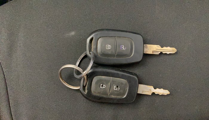 2016 Renault Kwid RXT 0.8, Petrol, Manual, 96,223 km, Key Close Up