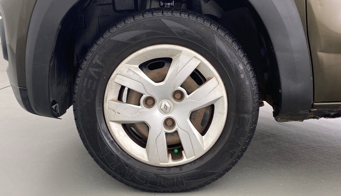 2016 Renault Kwid RXT, Petrol, Manual, 37,451 km, Left Front Wheel
