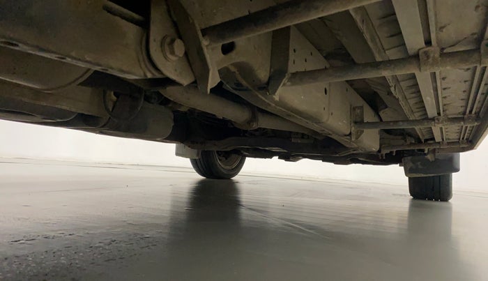 2017 Toyota Innova Crysta 2.8 GX AT 8 STR, Diesel, Automatic, 70,594 km, Right Side Underbody