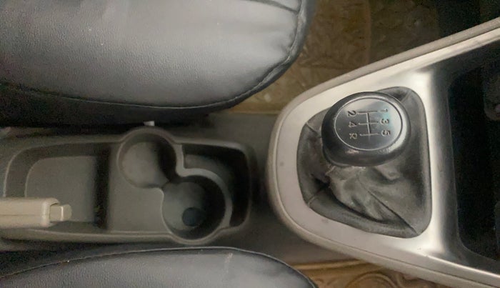 2013 Hyundai i10 SPORTZ 1.2, Petrol, Manual, 63,178 km, Gear Lever