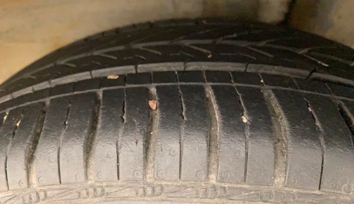 2014 Hyundai Grand i10 ASTA AT 1.2 KAPPA VTVT, Petrol, Automatic, 81,634 km, Left Rear Tyre Tread
