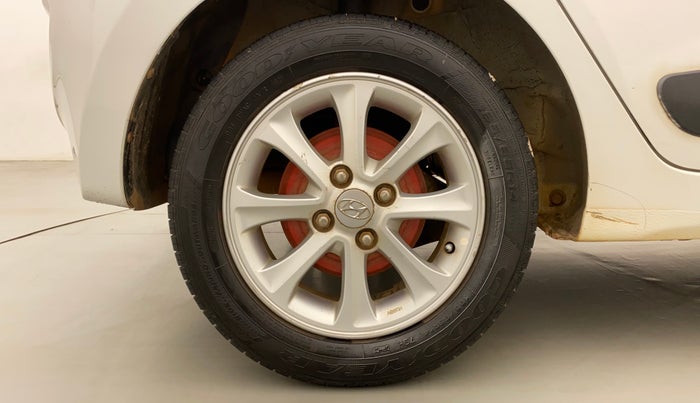 2014 Hyundai Grand i10 ASTA AT 1.2 KAPPA VTVT, Petrol, Automatic, 81,634 km, Right Rear Wheel