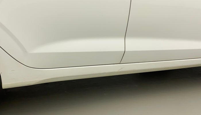 2022 Hyundai GRAND I10 NIOS SPORTZ U2 AMT 1.2 CRDI, Diesel, Automatic, 43,302 km, Right running board - Minor scratches