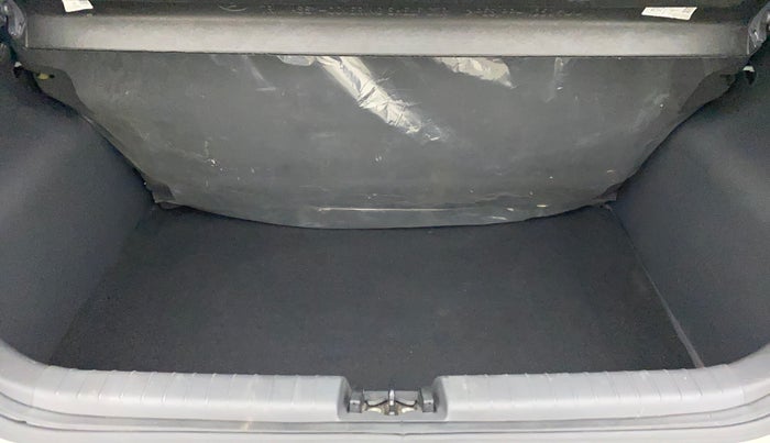 2022 Hyundai GRAND I10 NIOS SPORTZ U2 AMT 1.2 CRDI, Diesel, Automatic, 43,302 km, Boot Inside