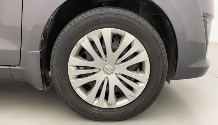 2013 Maruti Ertiga ZDI, Diesel, Manual, 1,30,678 km, Right Front Wheel